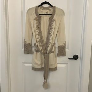 Cream and tan sweater - Anthropologie